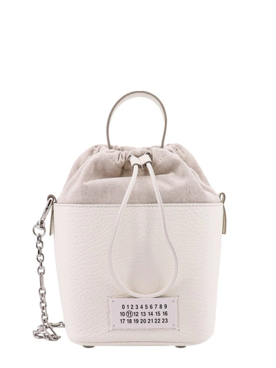 Maison Margiela Logo-patch Leather Bucket Bag In White