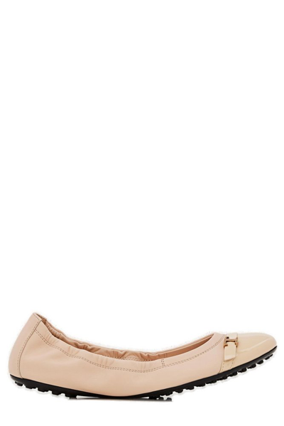 Tod's Logo Plaque Round Toe Flat Shoes In Beige