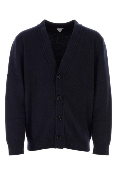 BOTTEGA VENETA BOTTEGA VENETA MAN NAVY BLUE CASHMERE CARDIGAN