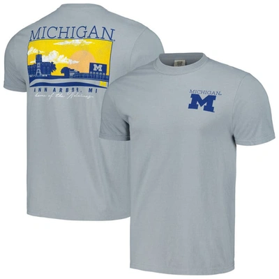 IMAGE ONE GRAY MICHIGAN WOLVERINES CAMPUS SCENE COMFORT COLORS T-SHIRT
