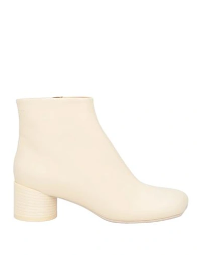 Mm6 Maison Margiela Woman Ankle Boots Ivory Size 6 Soft Leather In White