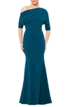 BETSY & ADAM BETSY & ADAM ONE-SHOULDER CREPE SCUBA TRUMPET GOWN