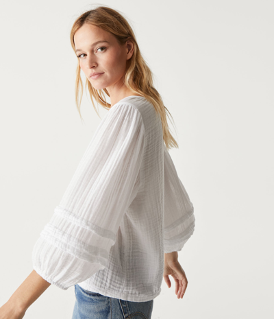Michael Stars Pruitt Balloon Sleeve Top In Smoothie