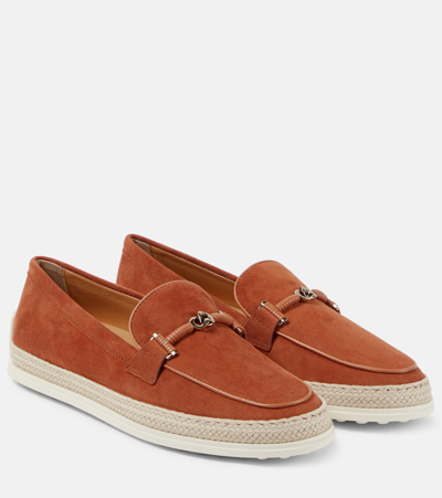 Tod's Gomma Suede Moccasins In Red