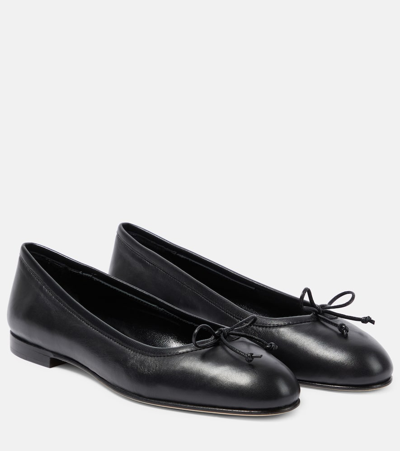 Manolo Blahnik Veralli Leather Ballet Flats In Black