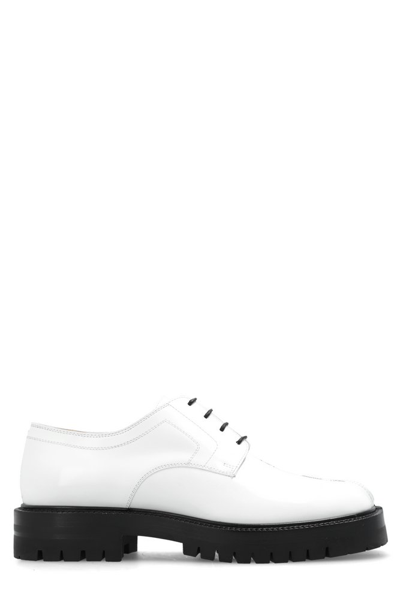 Maison Margiela Tabi Derby Shoes In White