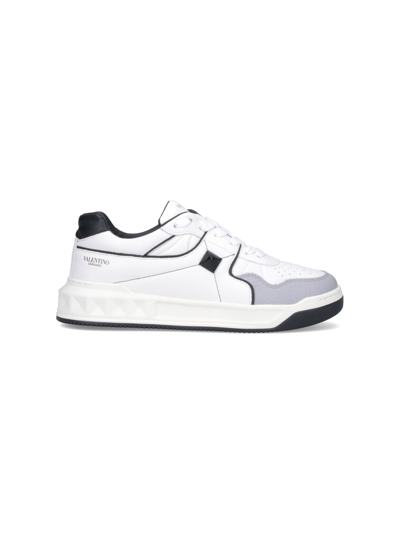 Valentino Garavani Low-top Leather One Stud Sneakers In White