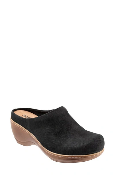 Softwalk Madison Clog In Black Emboss