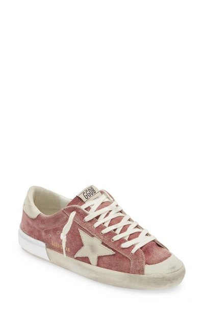 Golden Goose Super-star Low Top Sneaker In Pomegranate