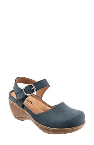 Softwalk Mabelle Ankle Strap Clog In Smoke Nubuck