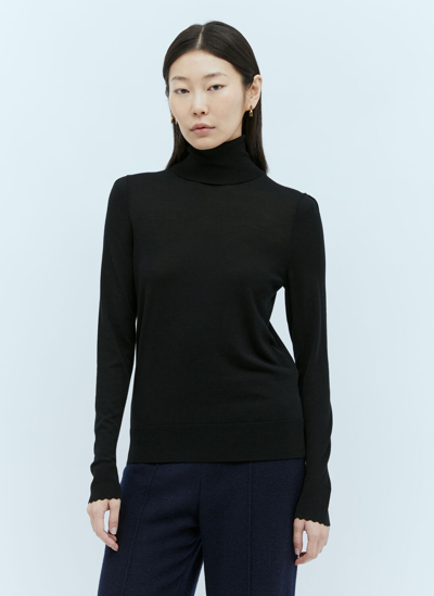 Chloé Turtleneck Superfine Wool Knit Sweater In Black