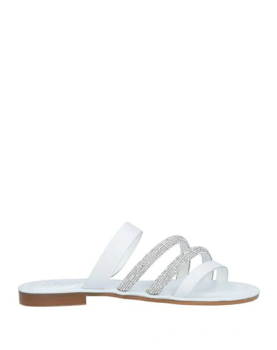 Cécile Woman Thong Sandal White Size 7 Cowhide