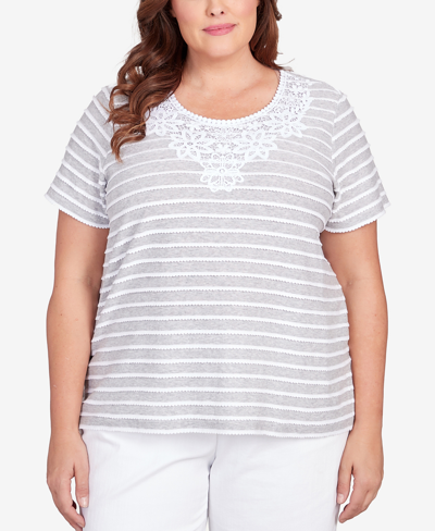 Alfred Dunner Plus Size Classic Neutrals Lace Neck Striped Split Hem T-shirt In Heather Gray