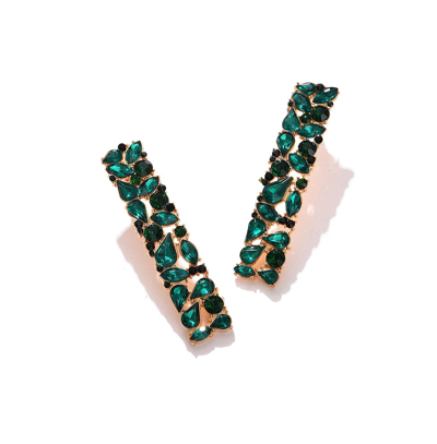 SOHI WOMEN'S GREEN EMBELLISHED CLUSTER DROP EARRINGS