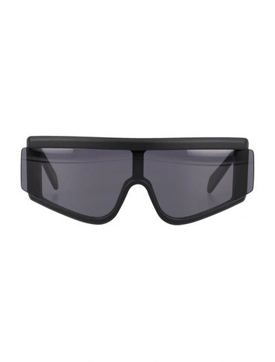 Retrosuperfuture Zed Rectangular Sunglasses Thick Temples In Black