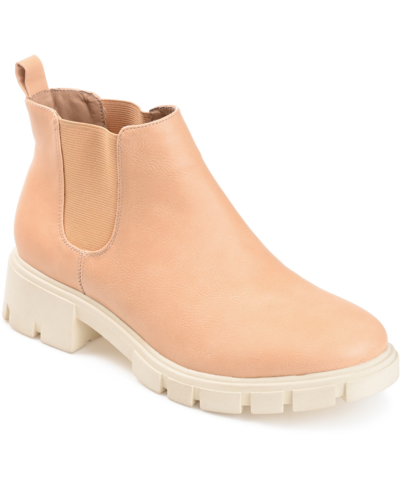 Journee Collection Rorke Lug Sole Chelsea Boot In Nude