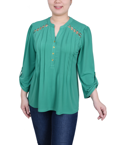 Ny Collection Petite Pin Tuck Front Top With Chain Details In Bright Green