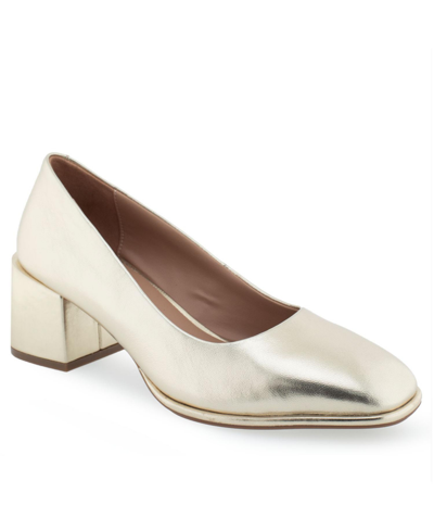 Aerosoles Alae Dress-pump-mid Heel In Soft Gold Leather