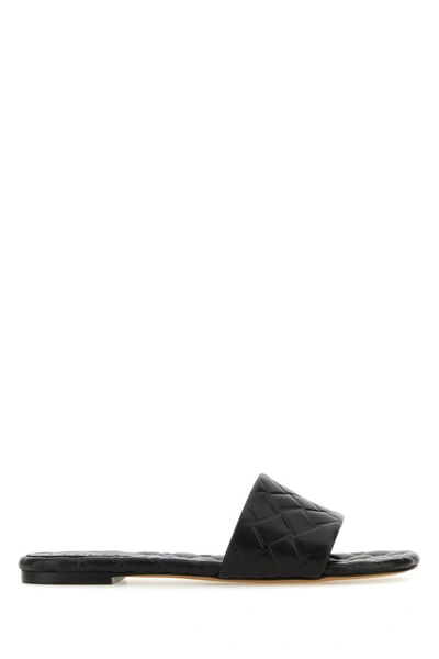 Bottega Veneta Woman Black Leather Amy Slippers