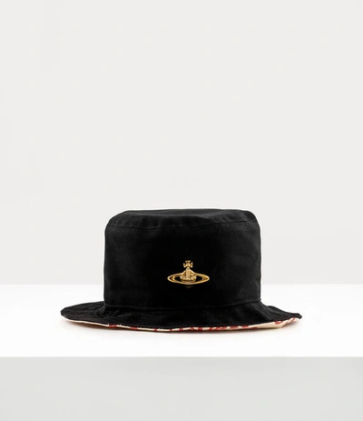 Vivienne Westwood Fisher Bucket Hat In Black-