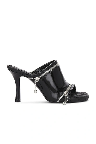 Burberry Mini Peep Sandals With Zippered Closure And Equestrian Design In Black
