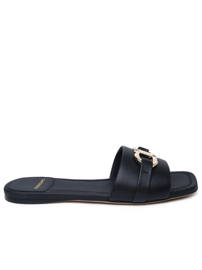 Ferragamo Contrast-color Logo Slippers In Black