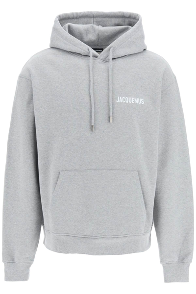 Jacquemus Le Sweatshirt Hoodie In 950 Grey