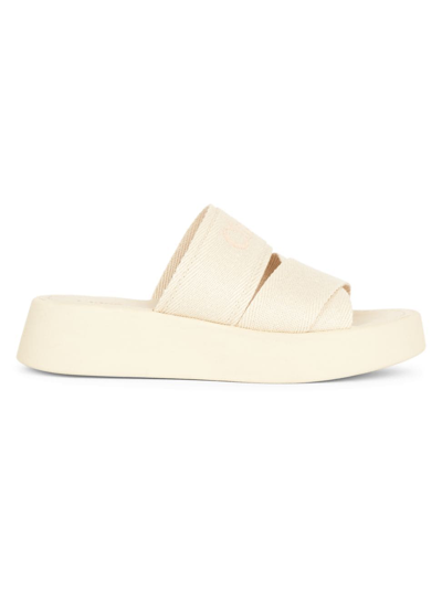 Chloé Mila Embroidered-logo Sandals In Neutrals