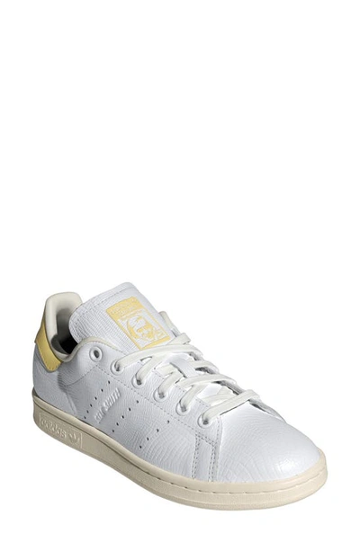 Adidas Originals Primegreen Stan Smith Trainer In White/ Yellow/ Off White