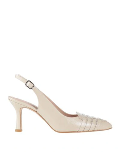 Zinda Woman Pumps Ivory Size 12 Leather In White