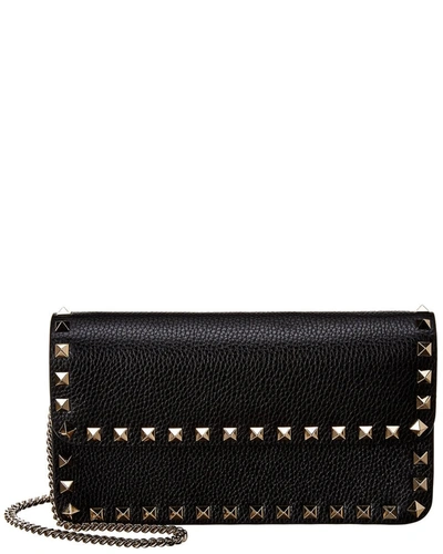 VALENTINO GARAVANI ROCKSTUD GRAINY LEATHER WALLET ON CHAIN