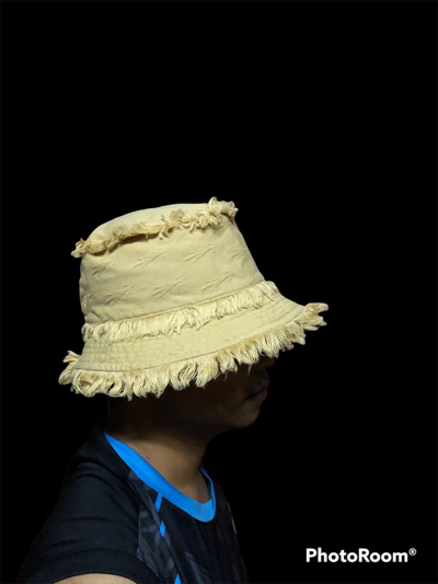 Pre-owned Vivienne Westwood Hat In Cream