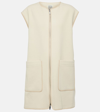 Totême Wool-blend Felt Vest In Cream