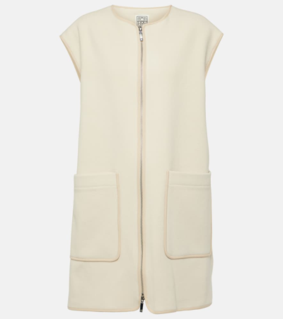 Totême Wool-blend Felt Waistcoat In Cream