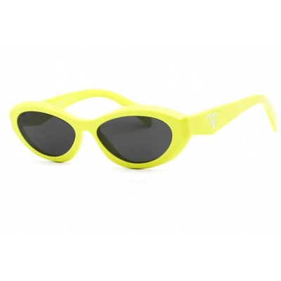 Pre-owned Prada Women's Sunglasses Yellow Cat Eye Frame Dark Gray Lens 0pr 26zs 13l08z