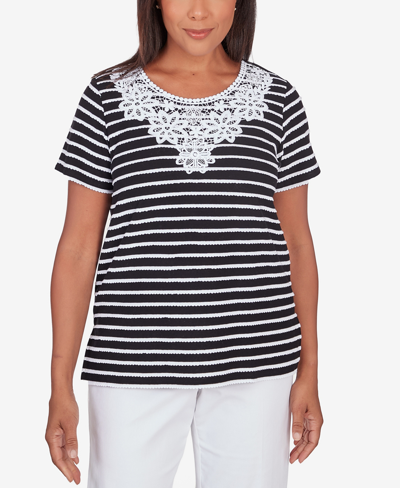 Alfred Dunner Petite Classic Neutrals Lace Neck Striped Split Hem T-shirt In Black,white