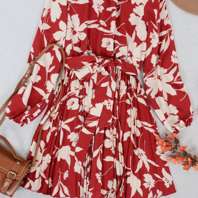 Anna-kaci High Neck Floral Pleated Dress In Red