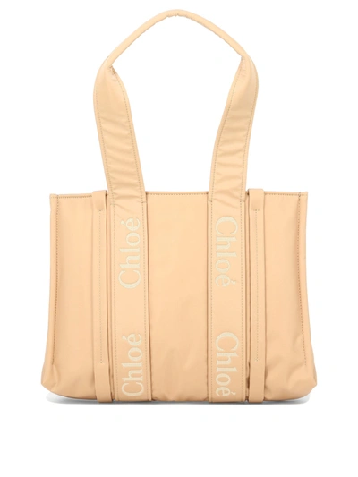 Chloé Woody Medium Shoulder Bags Pink