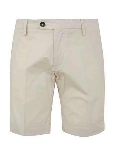 Michael Coal Mc Philip 3953 Shorts Clothing In White