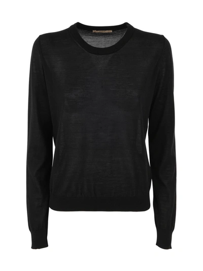 Nuur Round Neck Pullover In Black