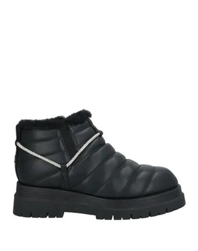 7am 7:am Woman Ankle Boots Black Size 7 Leather
