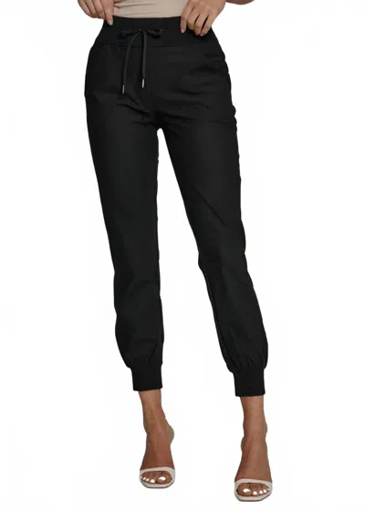7diamonds Women's Infinity Jogger In Black