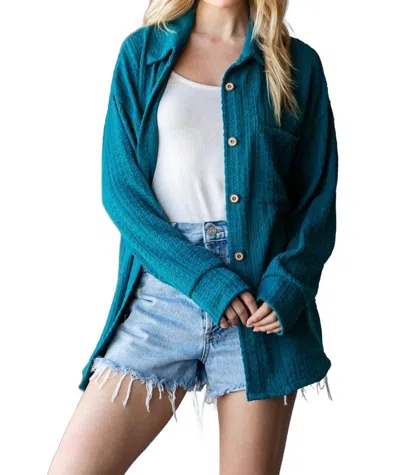 7th Ray Textured Button Down Shirt In Teal In Blue