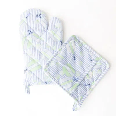 8 Oak Lane Blue Pickleball Stripe Oven Mitt Set