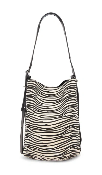 8 Other Reasons Nicole Bucket Bag In Black