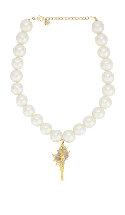 8 Other Reasons Siren Pearl Necklace