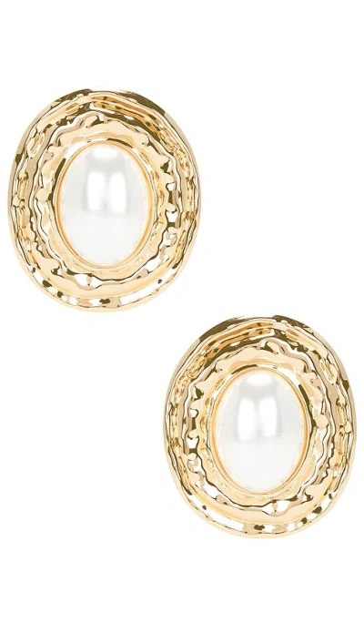 8 Other Reasons Stud Earrings In Metallic Gold