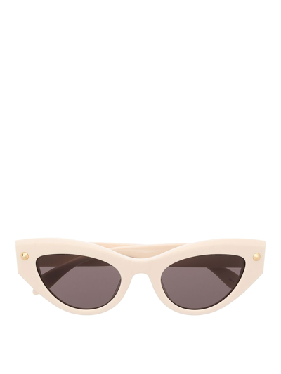 Alexander Mcqueen Cat Eye Sunglasses In White