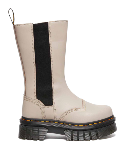 Dr. Martens' Audrick Chelsea Tall In Marrón Topo
