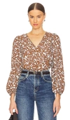 1.state Balloon Sleeve V Neck Blouse In Sequoia